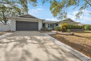 1695 HONEYBEAR LANE, DUNEDIN, FL 34698 Sold 08/22/25