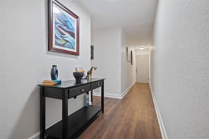5750 80TH ST N #B106, ST PETERSBURG, FL 33709 Sold 05/05/25