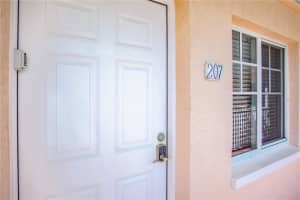19417 GULF BOULEVARD, INDIAN ROCKS BEACH, FL 33785 Sold 08/29/25