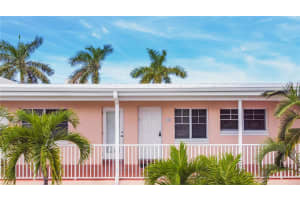 19417 GULF BOULEVARD, INDIAN ROCKS BEACH, FL 33785 Sold 08/29/25