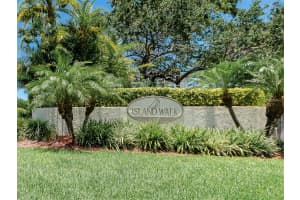 690 ISLAND WAY, CLEARWATER BEACH, FL 33767 - MLS#MFRTB8340700