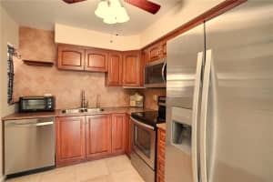 8360 CANDLEWOOD ROAD, SEMINOLE, FL 33777 Sold 04/11/25