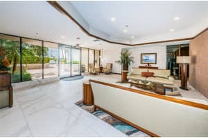 1600 GULF BOULEVARD, CLEARWATER BEACH, FL 33767 Sold 05/23/25