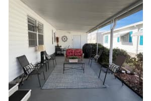 135 ROYAL PALM CIRCLE, LARGO, FL 33778 Sold 04/23/25