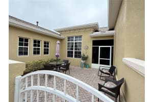 2124 SIFIELD GREENS WAY, SUN CITY CENTER, FL 33573 Sold 05/09/25