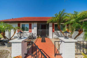 1723 WOLF LAUREL DRIVE, SUN CITY CENTER, FL 33573 - MLS#MFRTB8341354
