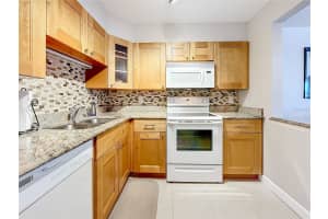 7930 SUN ISLAND DRIVE, SOUTH PASADENA, FL 33707 - MLS#MFRTB8341515