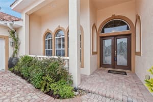 10553 BERMUDA ISLE DRIVE, TAMPA, FL 33647 Sold 04/08/25