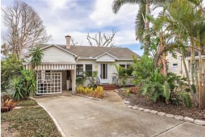 17 VENETIAN COURT, TARPON SPRINGS, FL 34689 Sold 07/02/25