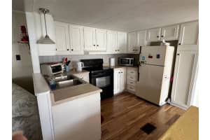 11300 124TH AVENUE, LARGO, FL 33778 - MLS#MFRTB8341555