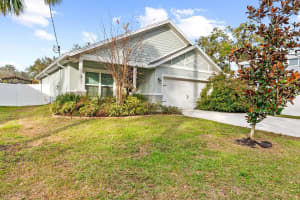 37137 FLORIDA AVENUE, DADE CITY, FL 33525 Sold 04/22/25
