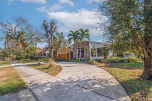 400 22ND AVENUE, ST PETERSBURG, FL 33704 Sold 02/25/25