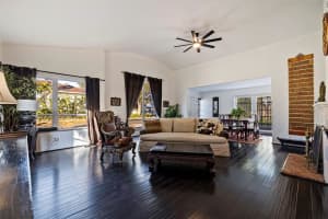400 22ND AVENUE, ST PETERSBURG, FL 33704 Sold 02/25/25
