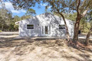 10431 86TH STREET, BRONSON, FL 32621 Sold 04/17/25