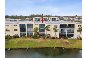 11485 OAKHURST DRIVE, LARGO, FL 33774 Sold 04/25/25