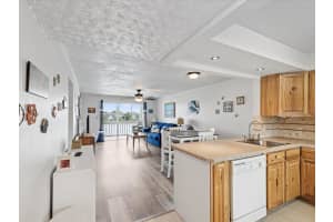11485 OAKHURST DRIVE, LARGO, FL 33774 Sold 04/25/25