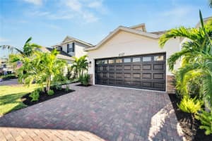 6137 VOYAGERS PLACE, APOLLO BEACH, FL 33572 Sold 03/28/25