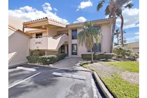4720 BRITTANY DRIVE, ST PETERSBURG, FL 33715 Sold 04/15/25