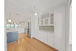 4720 BRITTANY DRIVE, ST PETERSBURG, FL 33715 Sold 04/15/25