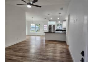 5211 PEACH AVE, SEFFNER, FL 33584 Sold 04/07/25