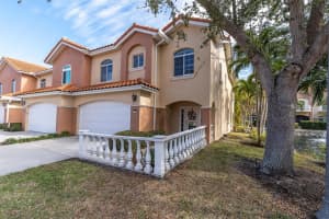 6224 VISTA VERDE DRIVE, ST PETERSBURG, FL 33707 - MLS#MFRTB8341940