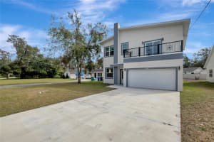 11926 RIVERHILLS DRIVE, TAMPA, FL 33617 Sold 03/20/25
