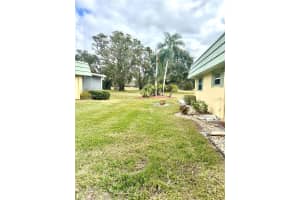 102 CAMBRIDGE TRAIL, SUN CITY CENTER, FL 33573 - MLS#MFRTB8342046