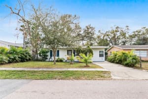 911 16TH AVENUE, LARGO, FL 33770 Sold 05/07/25