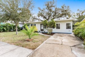 911 16TH AVENUE, LARGO, FL 33770 Sold 05/07/25