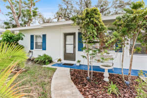 911 16TH AVENUE, LARGO, FL 33770 Sold 05/07/25