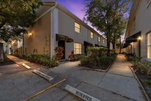 408 ARRAWANA AVENUE, TAMPA, FL 33609 Sold 03/20/25