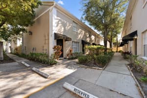 408 ARRAWANA AVENUE, TAMPA, FL 33609 Sold 03/20/25