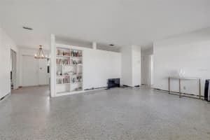 960 43RD AVENUE, ST PETERSBURG, FL 33703 Sold 03/20/25