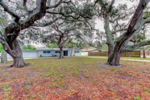 1220 10TH STREET, LARGO, FL 33770 Sold 03/24/25