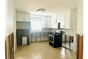 4135 HELENA STREET, ST PETERSBURG, FL 33703 - MLS#MFRTB8342237