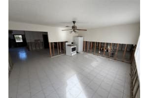 1824 DOUGLAS AVENUE, DUNEDIN, FL 34698 Sold 04/03/25