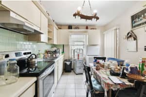704 BROAD STREET, TAMPA, FL 33604 Sold 05/28/25