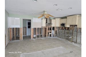 565 CRYSTAL DRIVE, MADEIRA BEACH, FL 33708 Sold 04/21/25