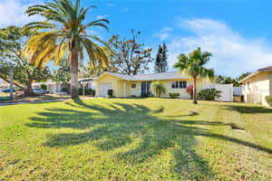 2589 Redwood Cir, CLEARWATER