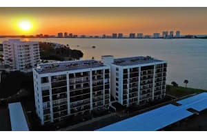 100 OAKMONT LANE, BELLEAIR, FL 33756 Sold 07/11/25