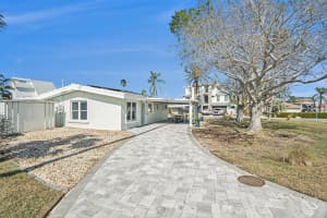 17602 STERLING TERRACE, REDINGTON SHORES, FL 33708 Sold 02/27/25