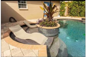 10405 WOODMERE ROAD, TAMPA, FL 33617 - MLS#MFRTB8342577