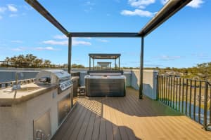 460 87TH AVENUE NORTH, ST PETERSBURG, FL 33702 - MLS#MFRTB8342579
