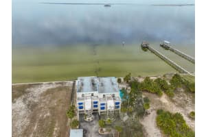 6504 SURFSIDE BOULEVARD, APOLLO BEACH, FL 33572 Sold 03/31/25
