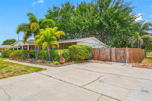 8296 15TH WAY, ST PETERSBURG, FL 33702 Sold 04/18/25