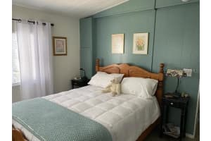 8300 SEMINOLE BOULEVARD, SEMINOLE, FL 33772 Sold 06/13/25