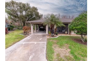 2022 HAWKHURST CIRCLE, SUN CITY CENTER, FL 33573 Sold 04/25/25