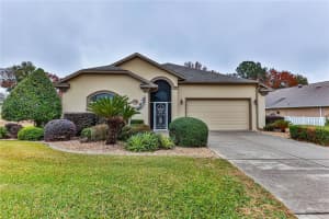 706 LAKE DIAMOND AVENUE, OCALA, FL 34472 Sold 08/15/25