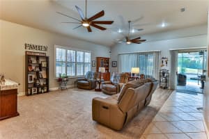 706 LAKE DIAMOND AVENUE, OCALA, FL 34472 Sold 08/15/25