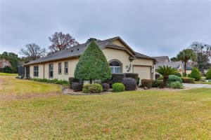 706 LAKE DIAMOND AVENUE, OCALA, FL 34472 Sold 08/15/25
